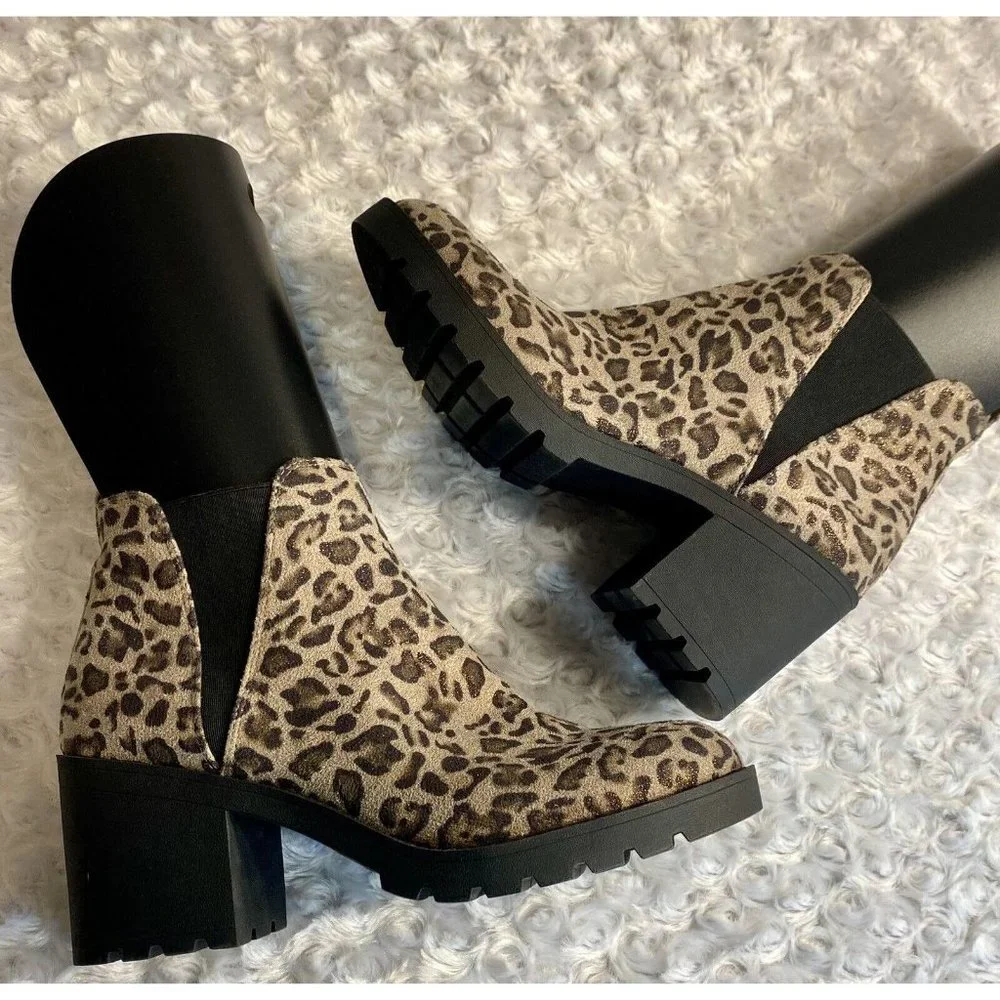 Xappeal Size 9 Laura Chunky Heeled Booties Cheetah Print Gold Fleck - Picture 4 of 10